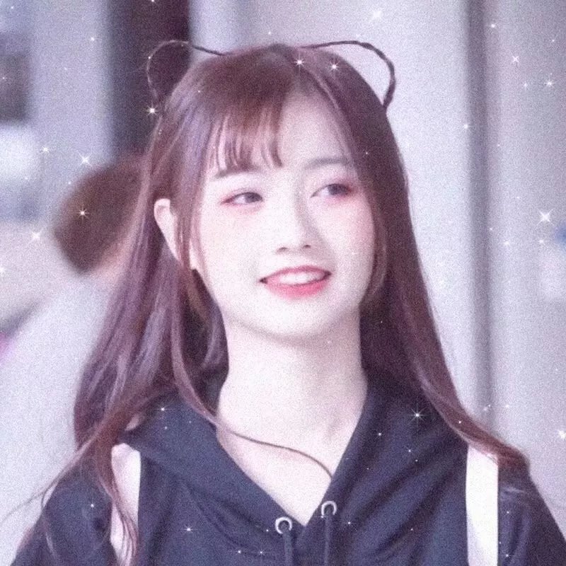 红菱艳 封面
