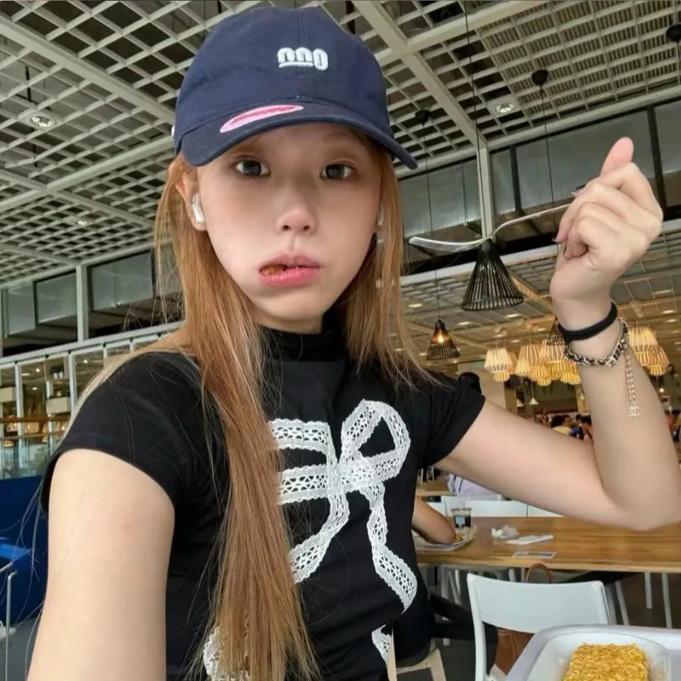 海洋魔镜 封面